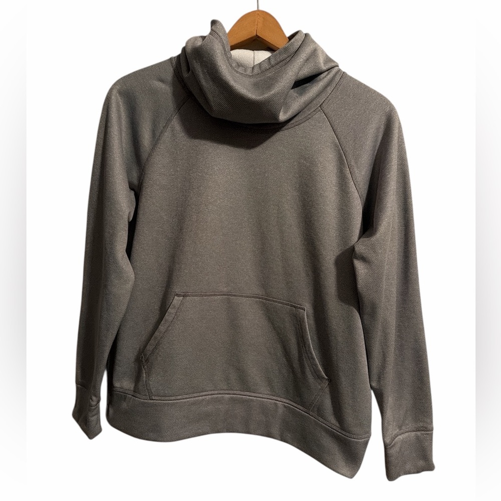 Lucy Gray Charm Hoodie Size Large EUC